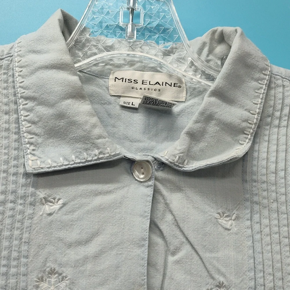 Miss Elaine Light Blue Robe - Picture 3 of 10